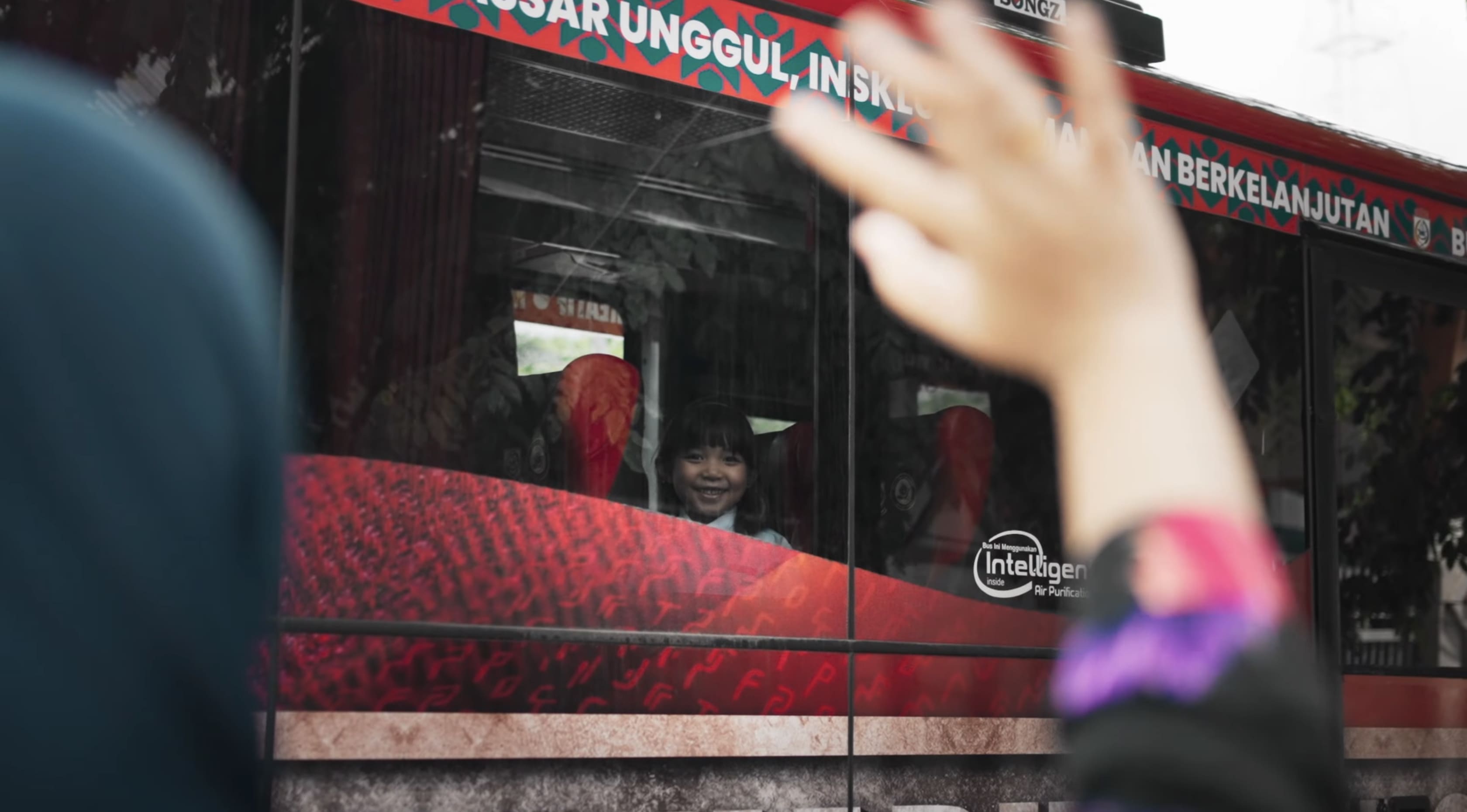 Bus Sekolah Gratis: Melaju Bersama Menjemput Anak Bangsa