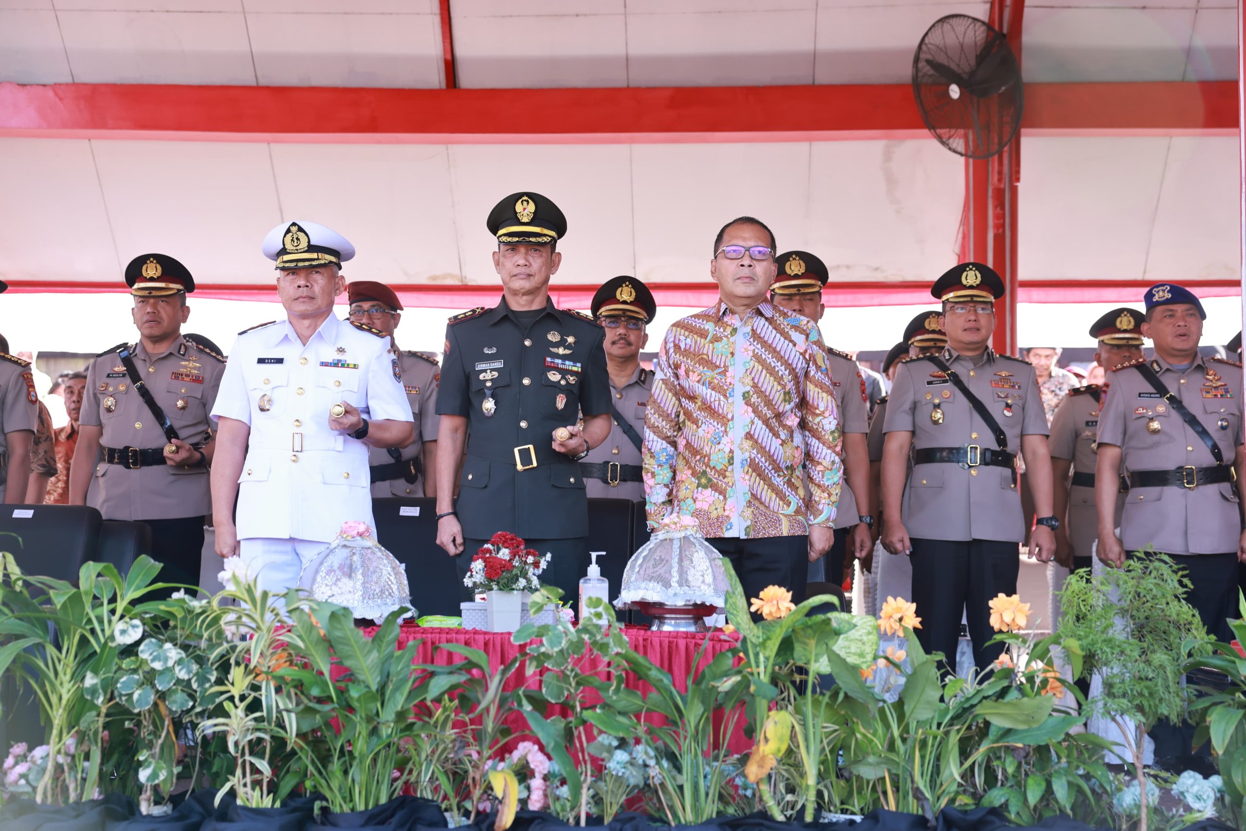 Danny Pomanto Ramaikan Pelantikan dan Pengambilan Sumpah 209 Bintara Polri