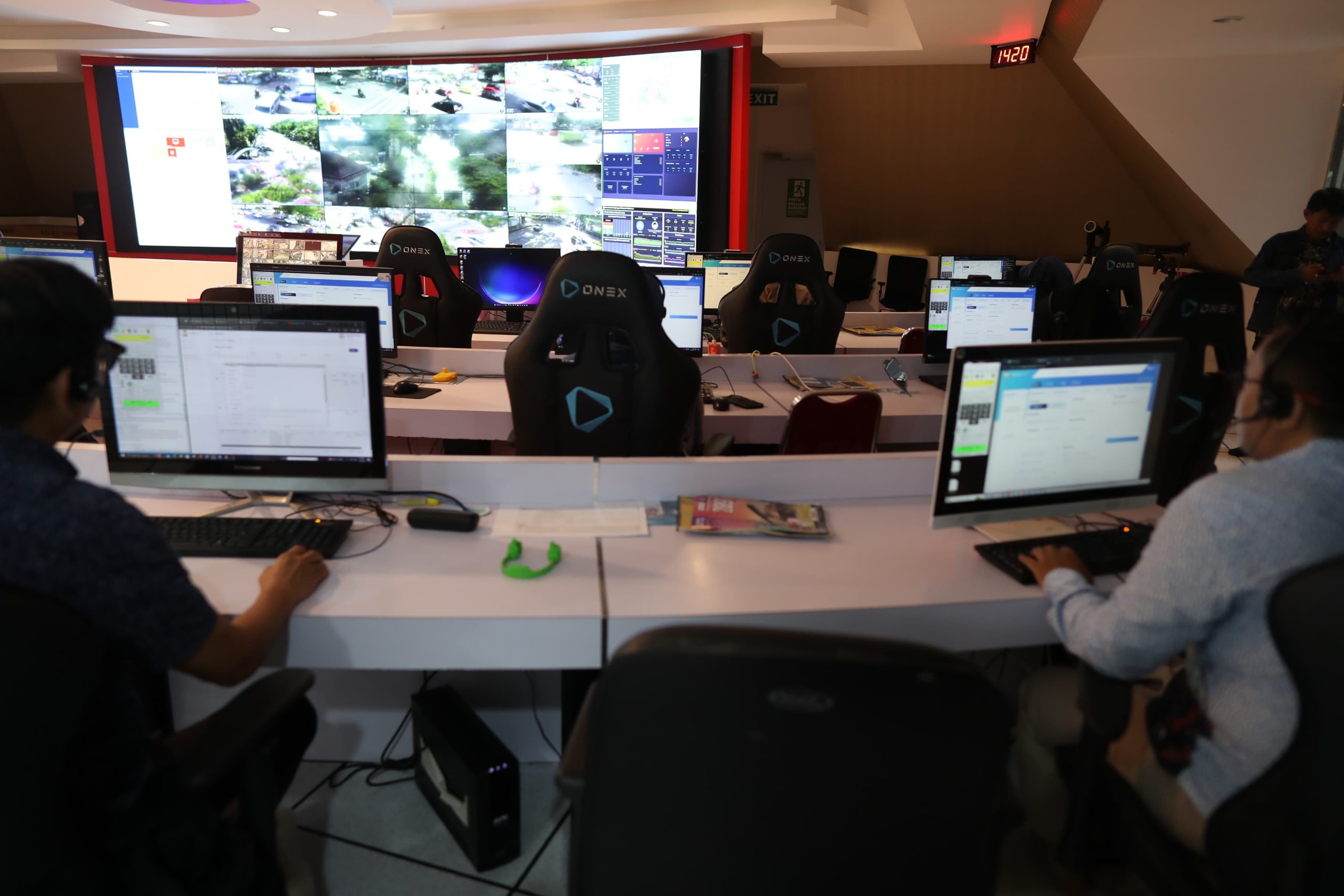 Diskominfo Kota Makassar Dorong Percepatan Tata Pemerintahan “Sombere and Smart City