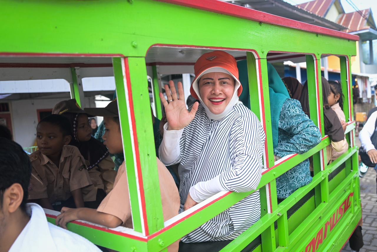 Maksimalisasi Program di Kepulauan, Ketua TP PKK Kota Makassar Tinjau Lorong PKK di Barang Lompo