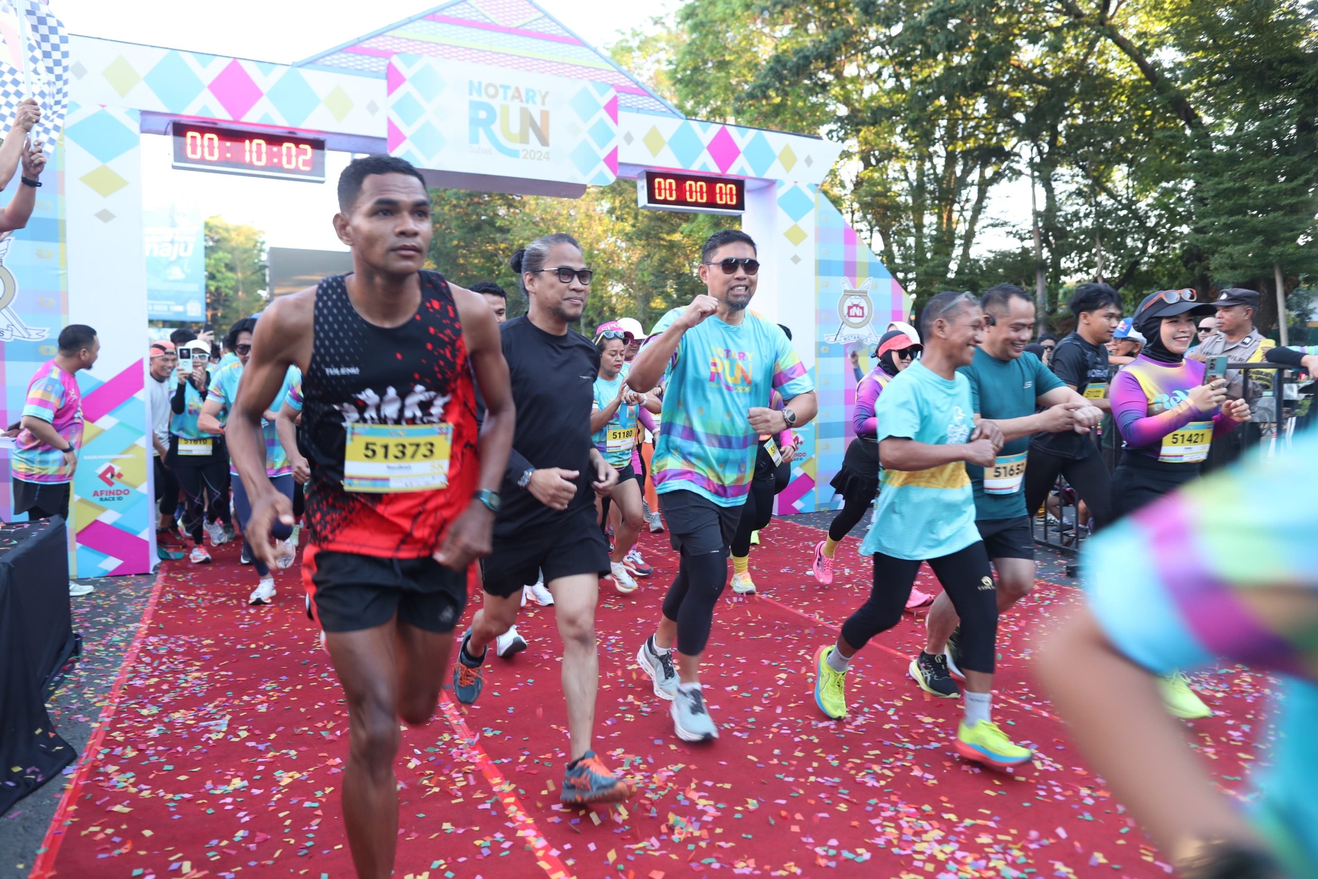 SERU! Pjs Wali Kota Arwin Azis Jadi Runner di Event Notary Run dan Kemenkes Fun Walk