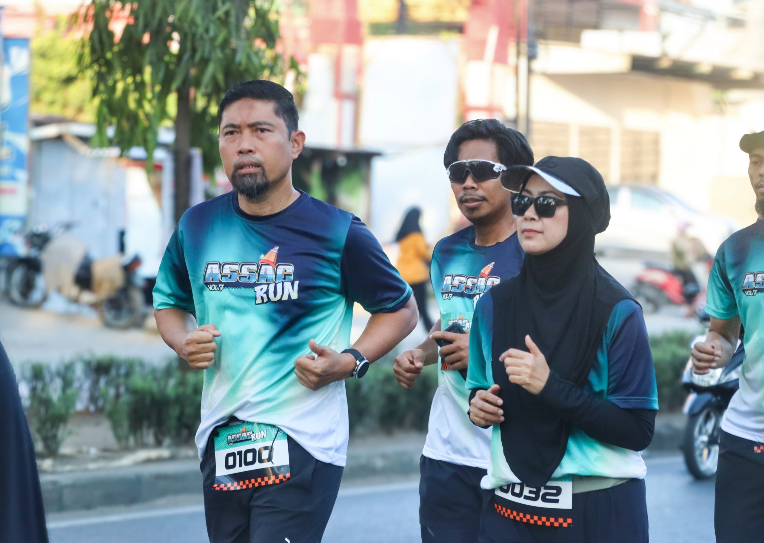 Pjs Wali Kota Makassar Ikut Lepas dan Lari dalam Fun Run AASAC oleh SMA Islam Al-Azhar 12