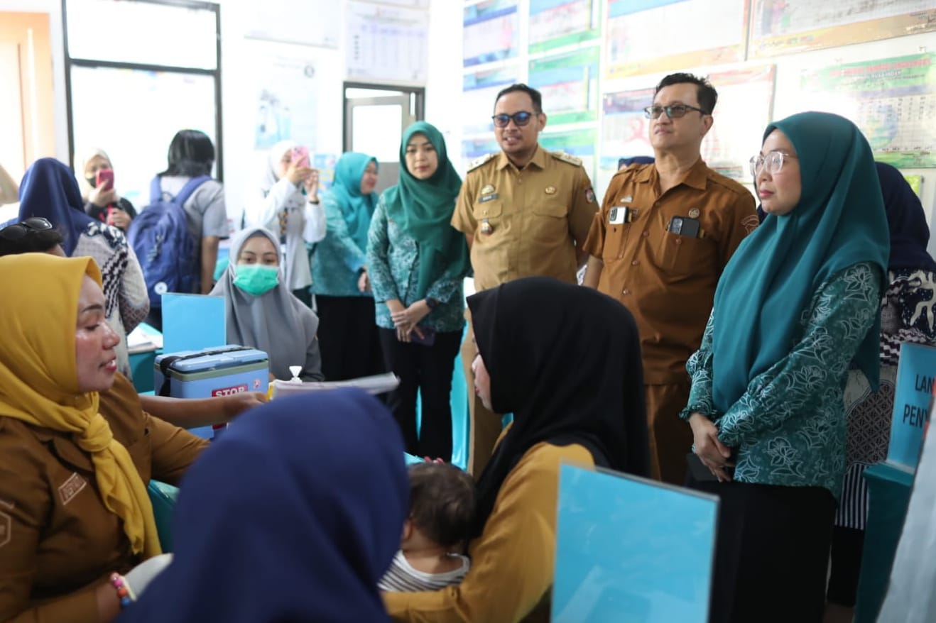 Ketua TP PKK Makassar, Tinjau Aktivitas Posyandu Era Baru Nusa Indah II