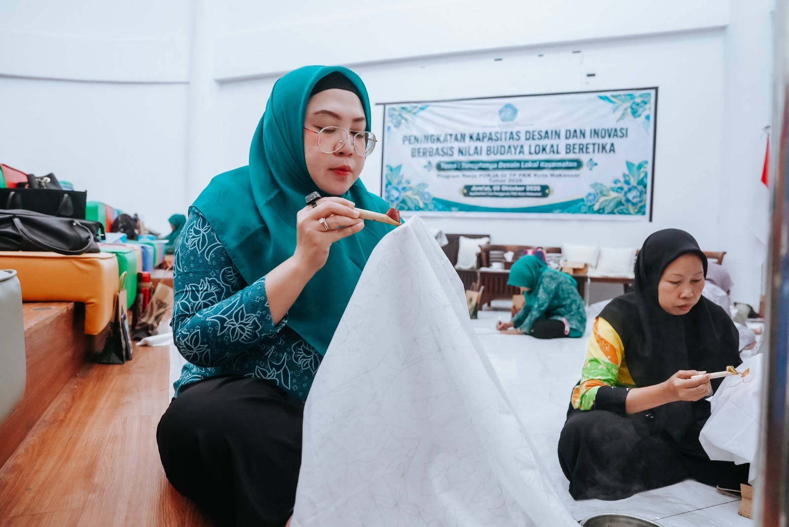 TP PKK Makassar Dorong Desain Lokal Berbasis Budaya dan Inovasi Beretika